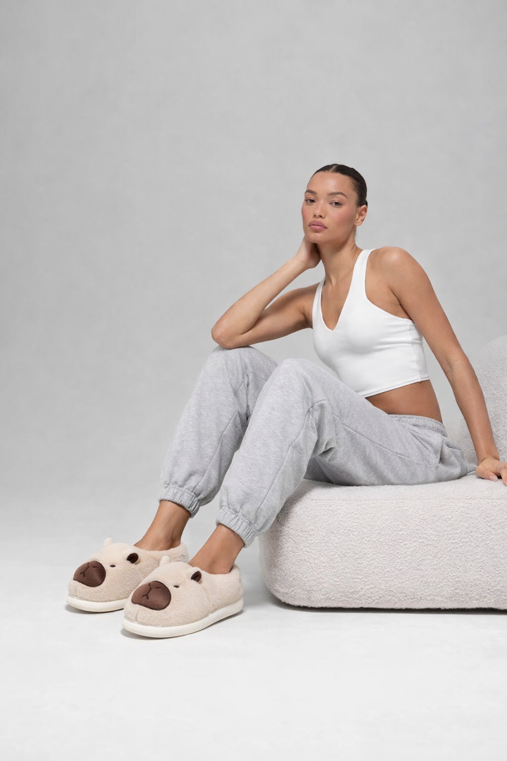 Pantufla Capíbara beige