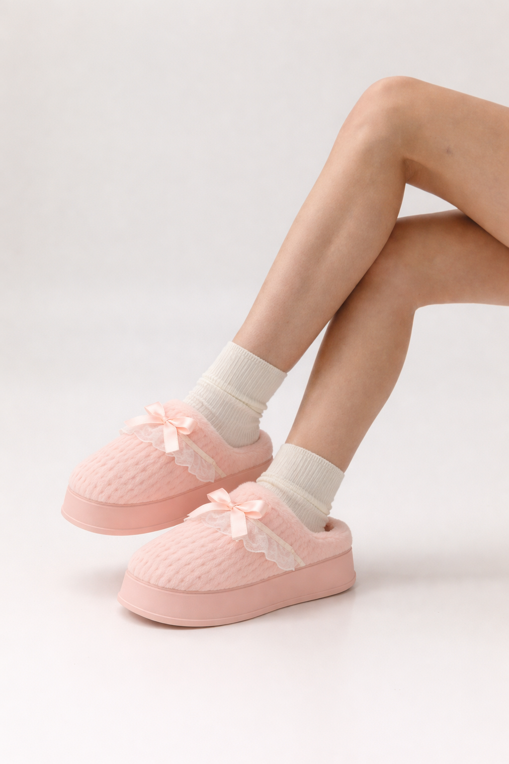 Pantuflas lazo y encaje rosa